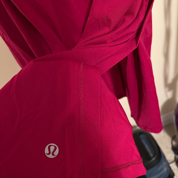 Lululemon top - Picture 3 of 4